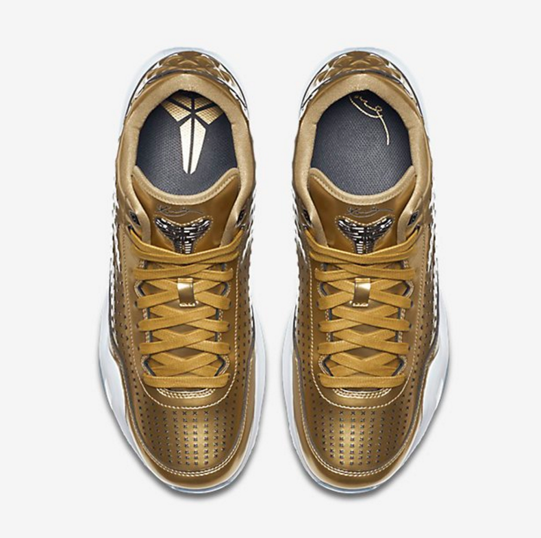 Nike-Kobe-X-EXT-Liquid-Gold-Official-Images3.png