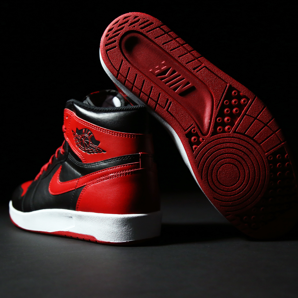 Air-Jordan-1.5-The-Return-Bred-Black-Red2.jpg