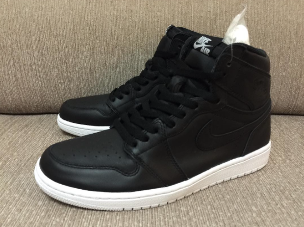 Air-Jordan-1-4.png