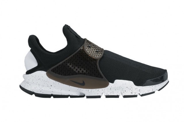 nike-sock-dart-2016_02-e1447777058116.jpg