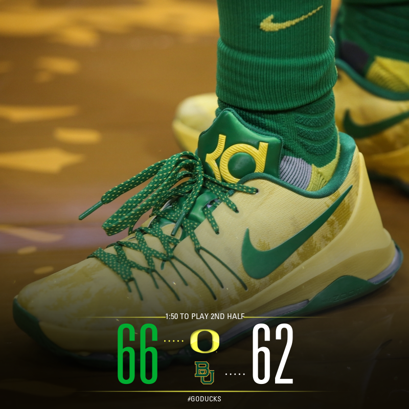 oregon-ducks-kd-8-pine-trees-03.png