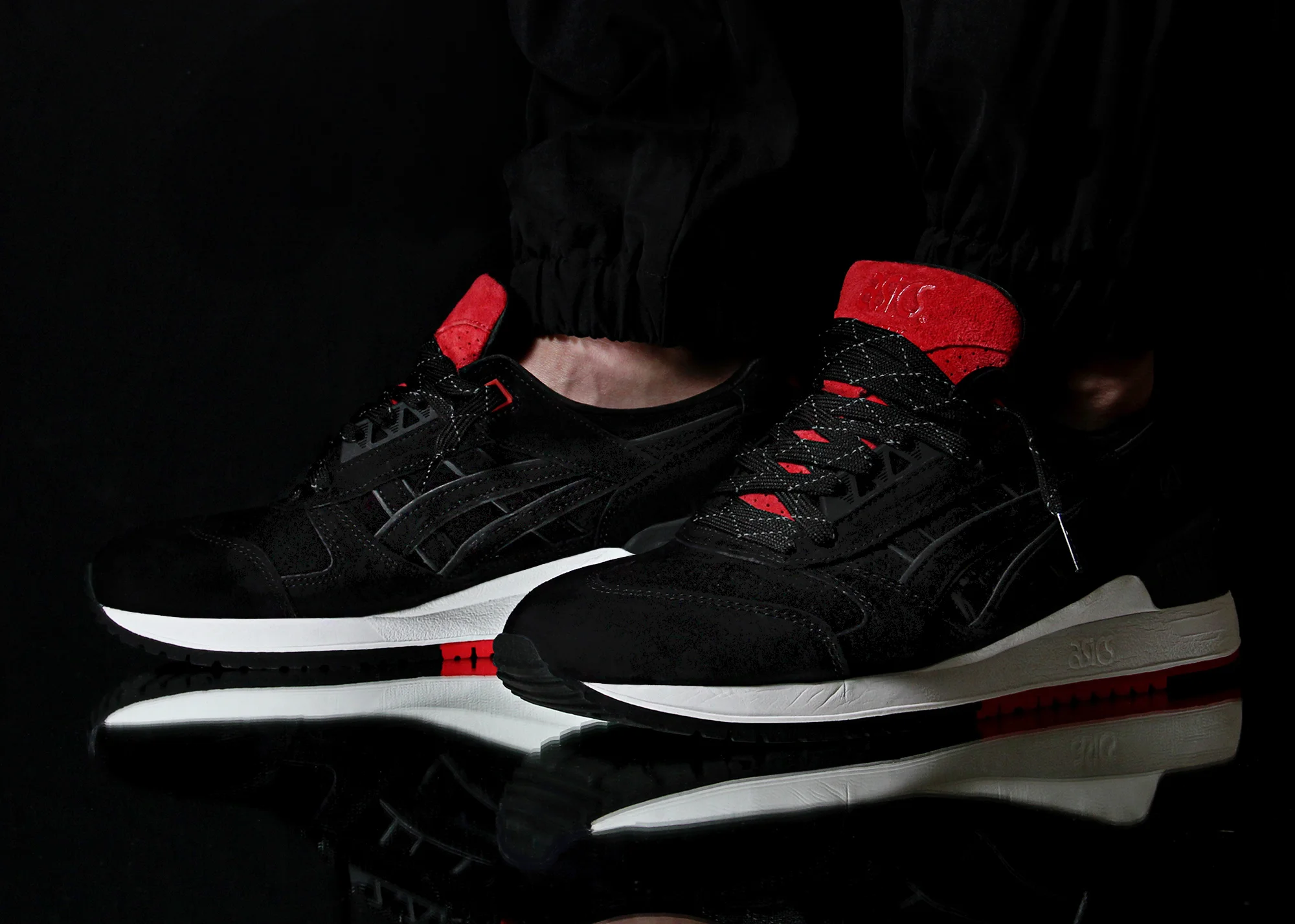 asics gel respector black