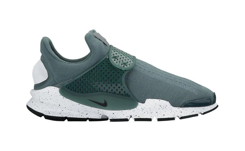 nike-sock-dart-teal-2016_nyqw1e.jpg
