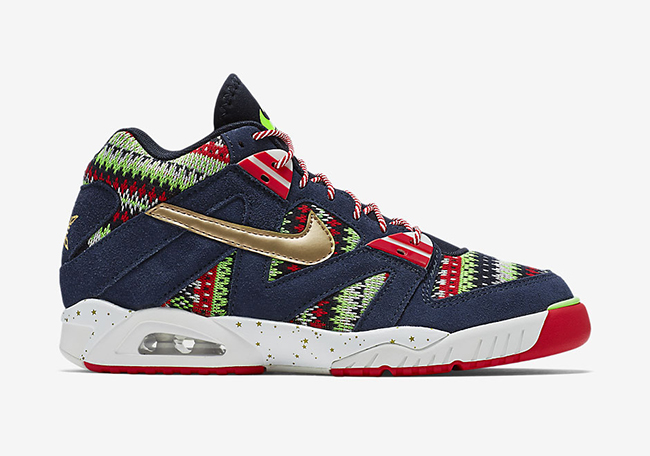 nike-air-tech-challenge-3-christmas-2015-2.jpg