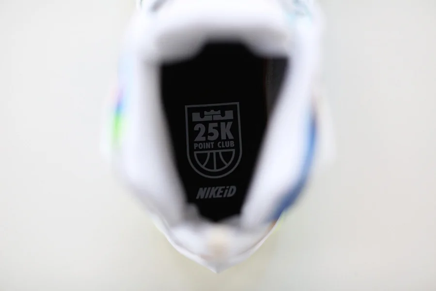 nike-lebron-13-25000-points-8.jpg