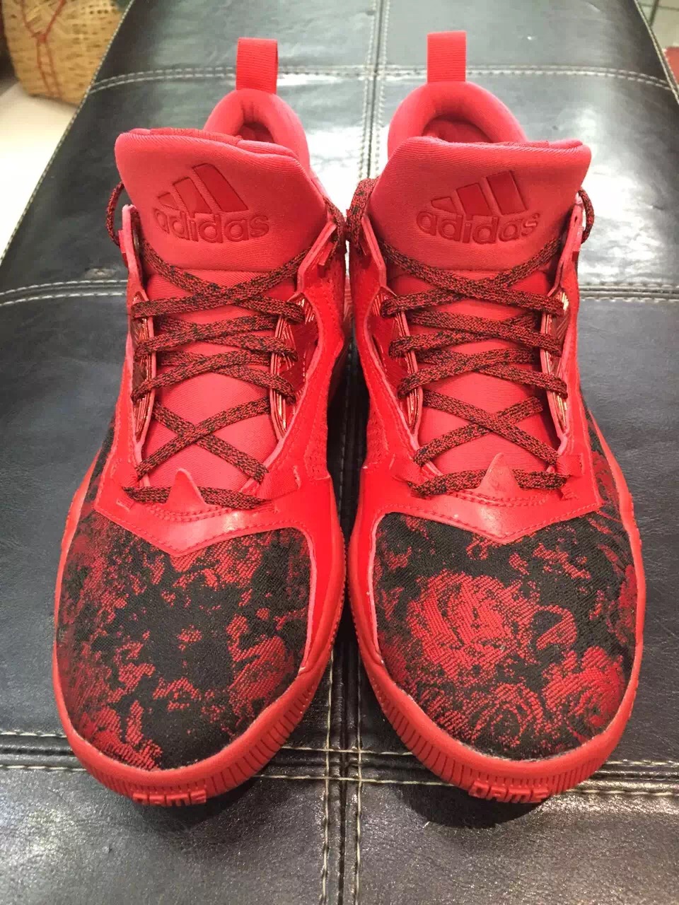 damian lillard rose city shoes