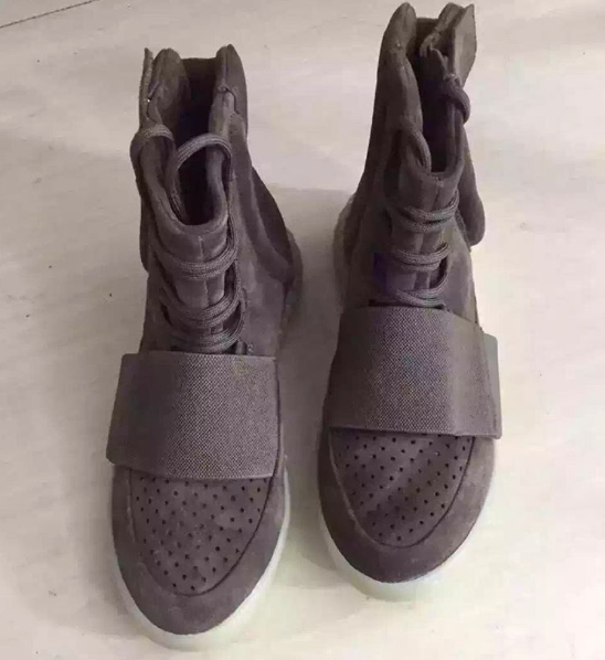 adidas-Yeezy-Boost-750-1.png