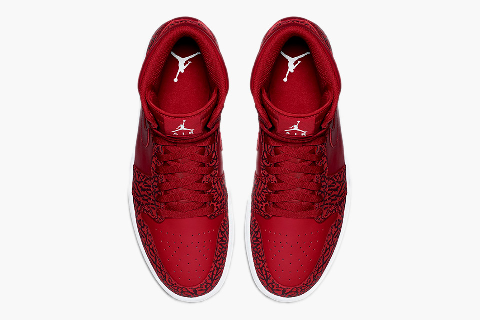 Air-Jordan-1-High-Red-Elephant-02.jpg