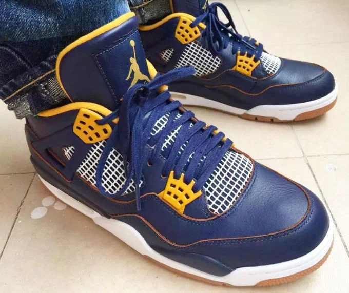 air-jordan-iv-dunk-from-above-on-foot_ly9rjp.jpg