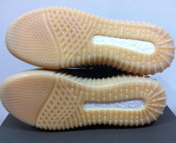 adidas-Yeezy-750-Boost-2.png