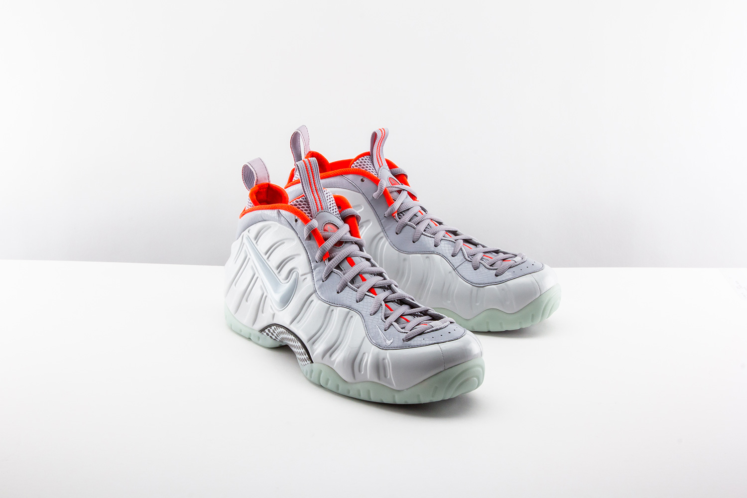 nike-yeezy-inspired-pure-platinum-air-foamposite-pro-02.jpg