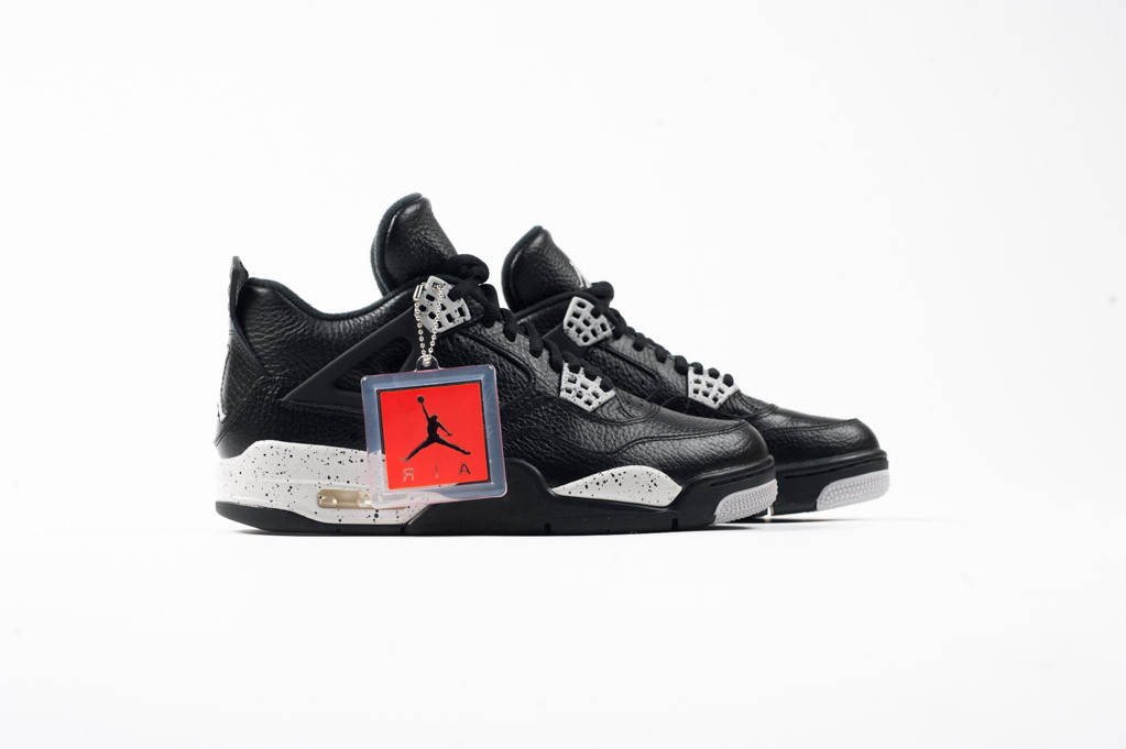 air-jordan-4-retro-tech-grey-oreo-1.jpg