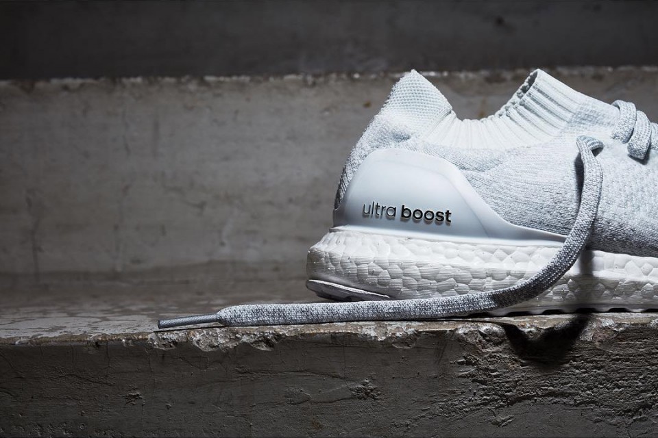 adidas-ultra-boost-uncaged-white-03-960x640.jpg