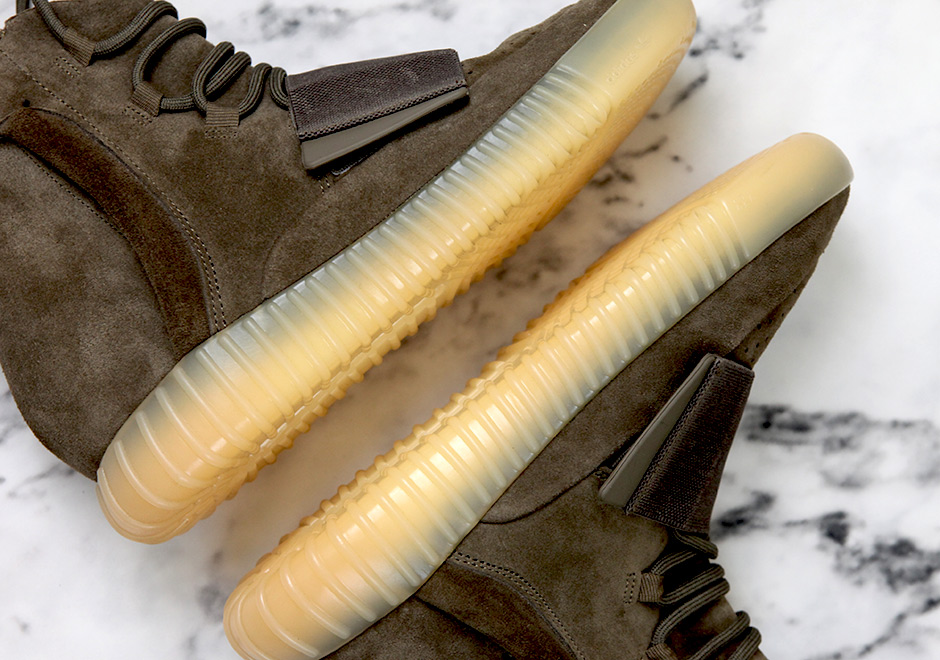 adidas-yeezy-boost-750-chocolate-gum-detailed-images-12.jpg
