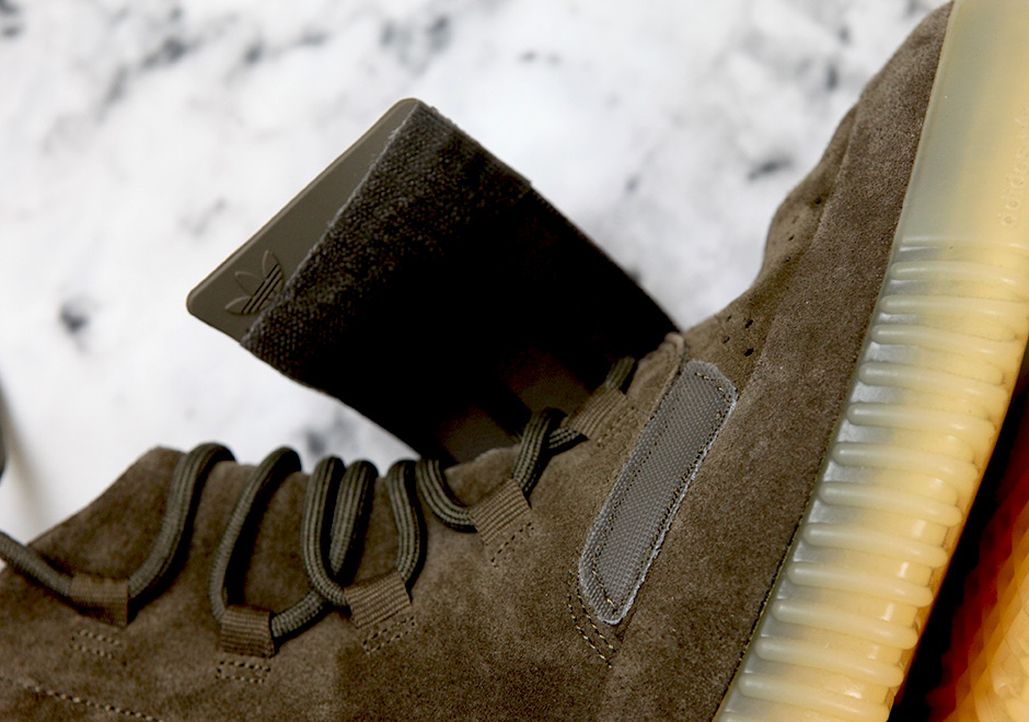 adidas-yeezy-boost-750-chocolate-gum-detailed-images-7.jpg