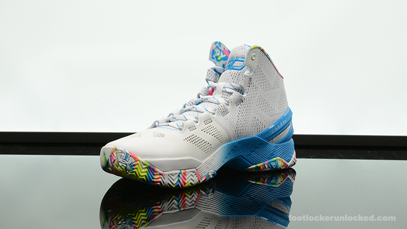 Foot-Locker-Under-Armour-Curry-2-Surprise-Party-4.jpg