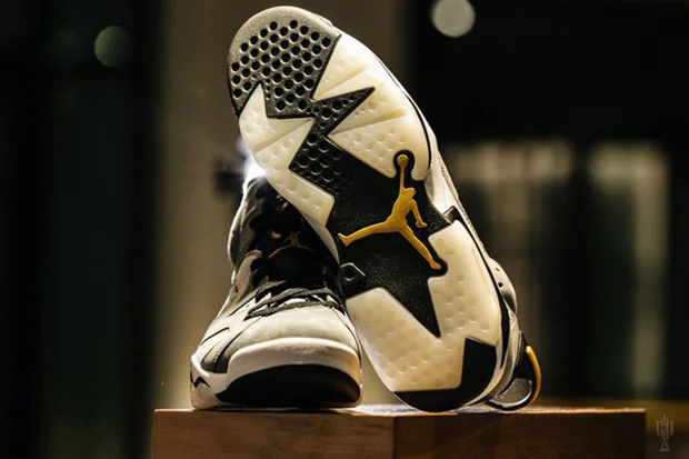 air-jordan-6-trophy-room-3.jpg