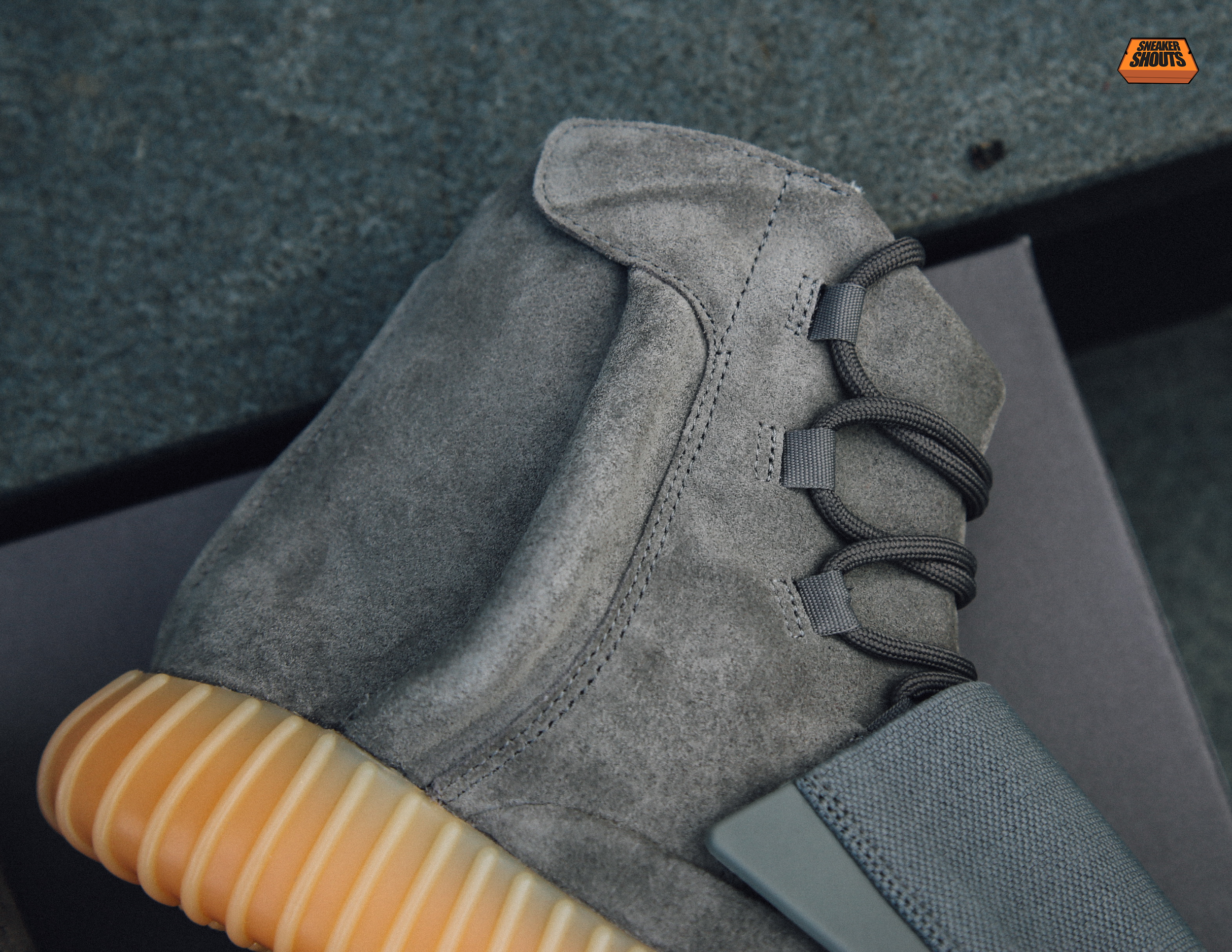 Tagged-Adidas-Yeezy-750-Boost-Light-Grey-Gum-Glow-In-The-Dark-3.png