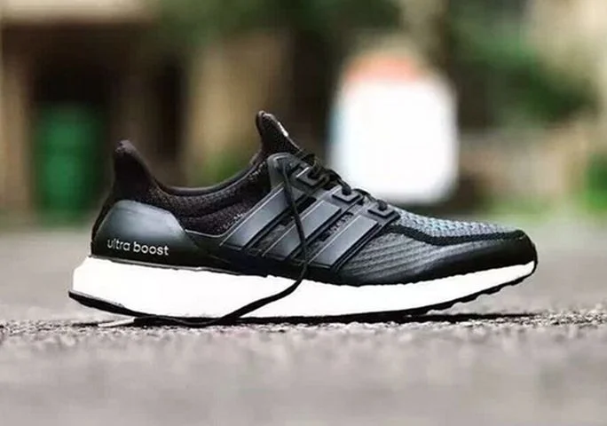 ultra-boost-waterproof-2.jpg
