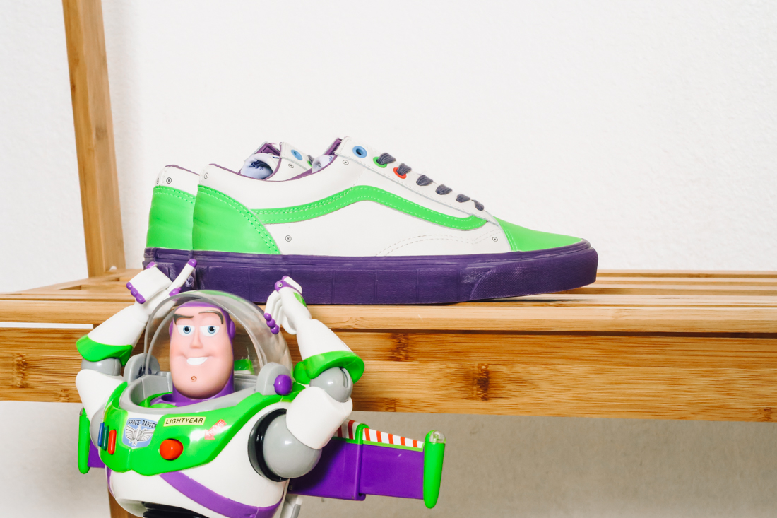 TOY-STORY-VANS-WOODY-BUZZ-LIGHTYEAR-15.jpg