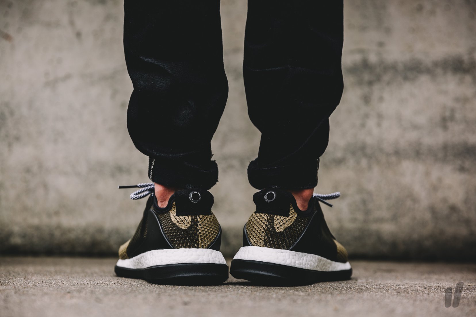 adidas-consortium-ado-pureboost-zg-a-day-one-3-misc_gallery_big_retina.jpg