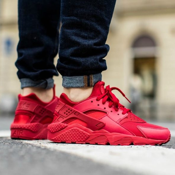Perforar Descompostura Coro Nike Air Huarache Run "Varsity Red" Under Retail — Sneaker Shouts