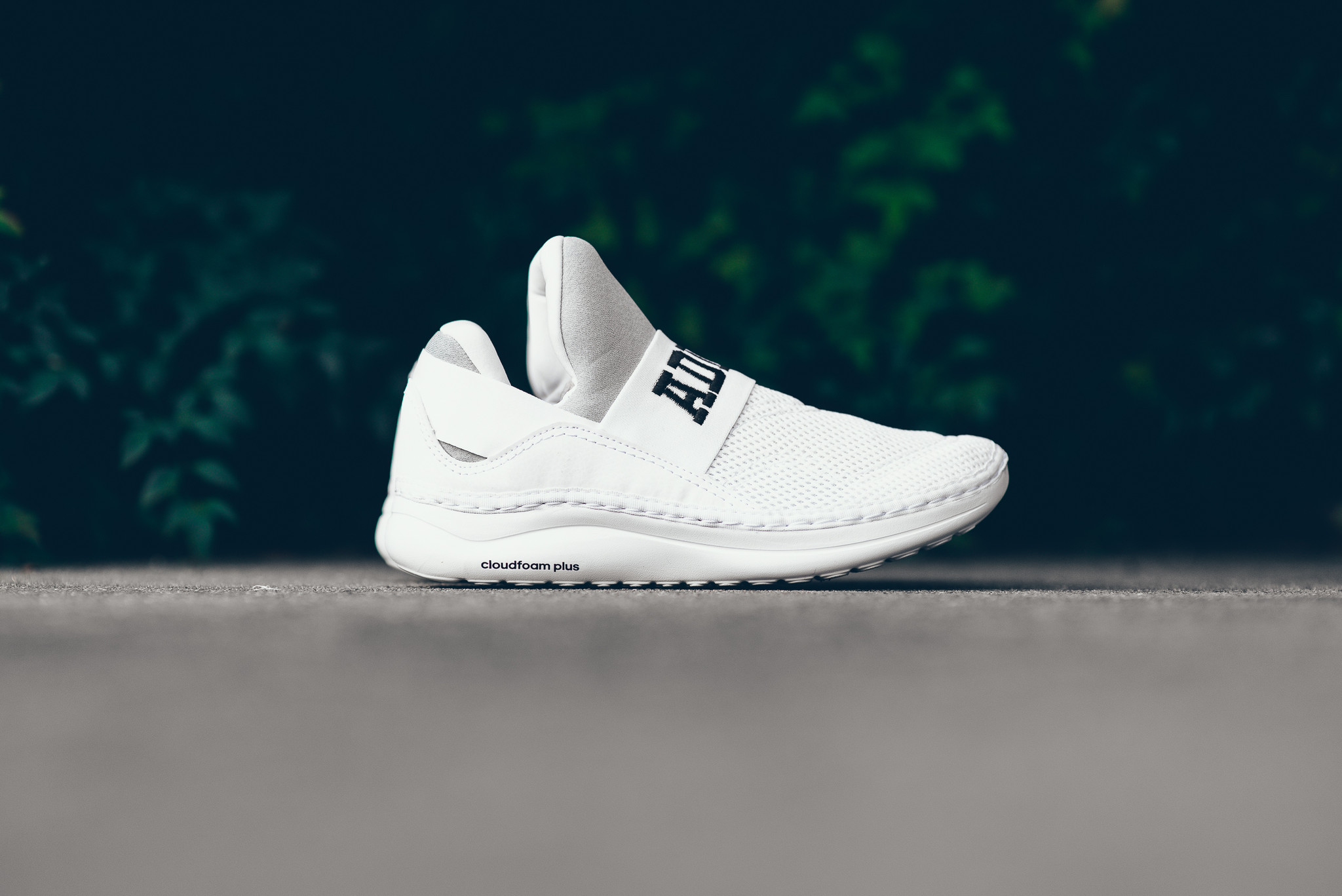 ADIDAS-CLOUDFOAM-ULTRA-ZEN-11.jpg