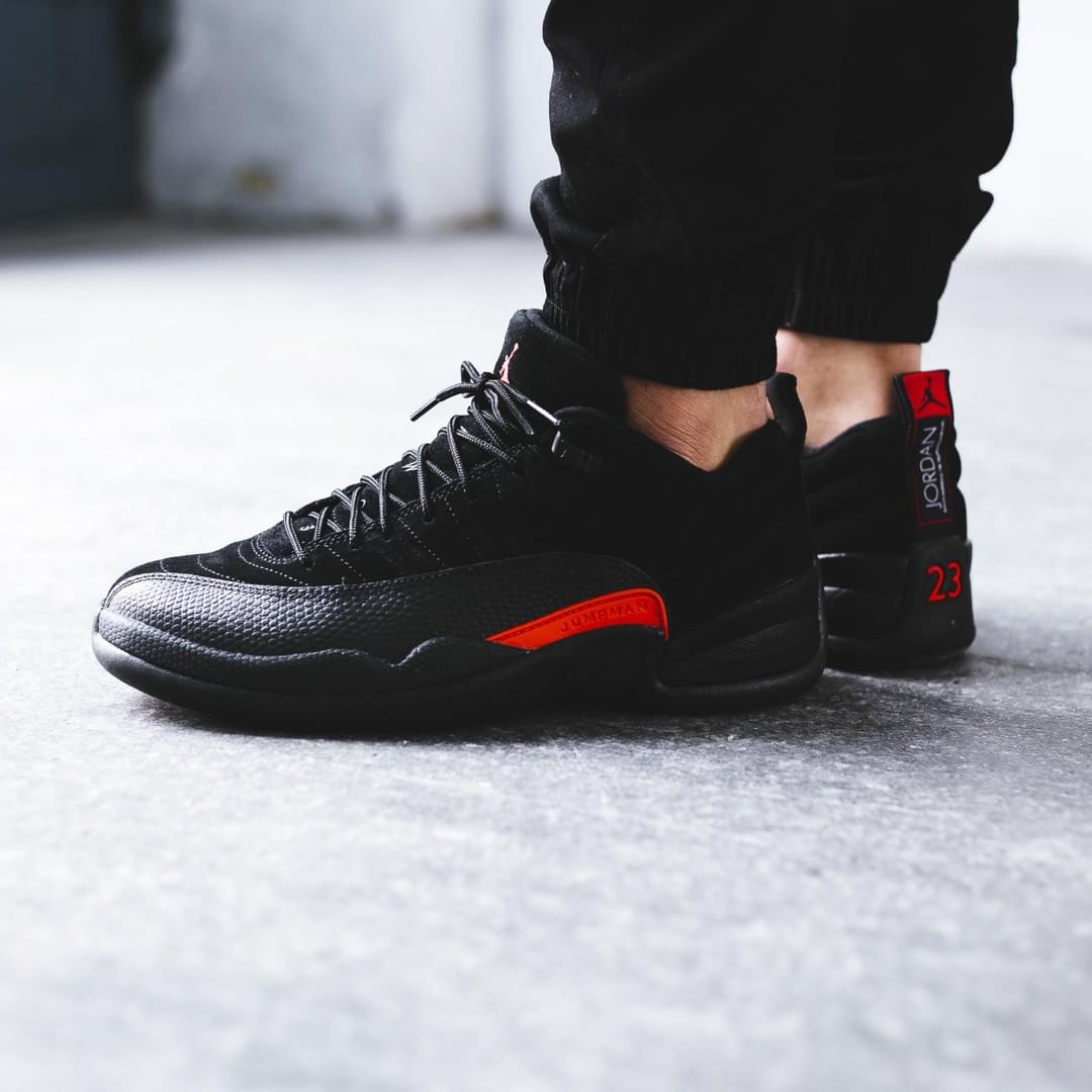 air jordan 12 low max orange