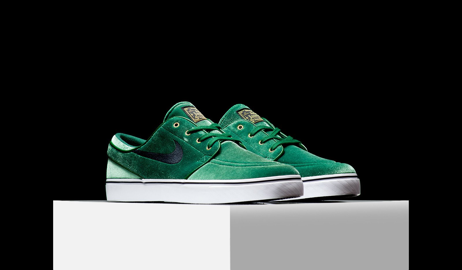 janoski green velvet