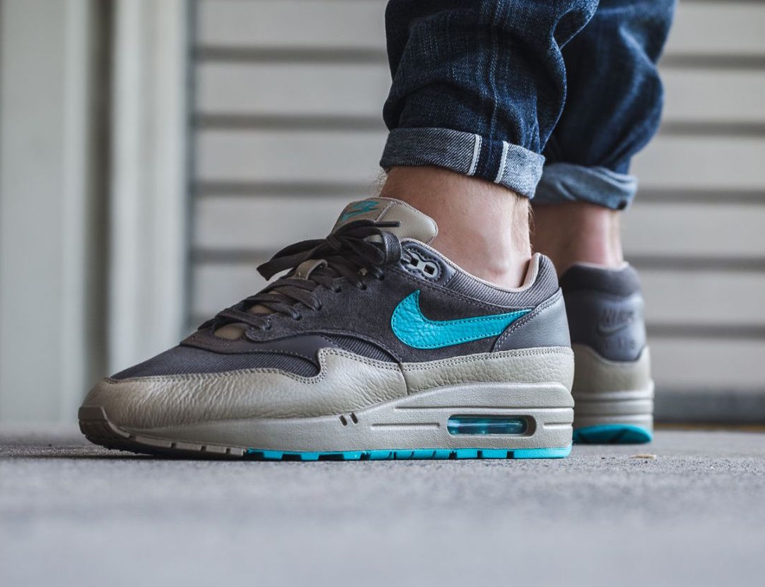 ridgerock air max 1