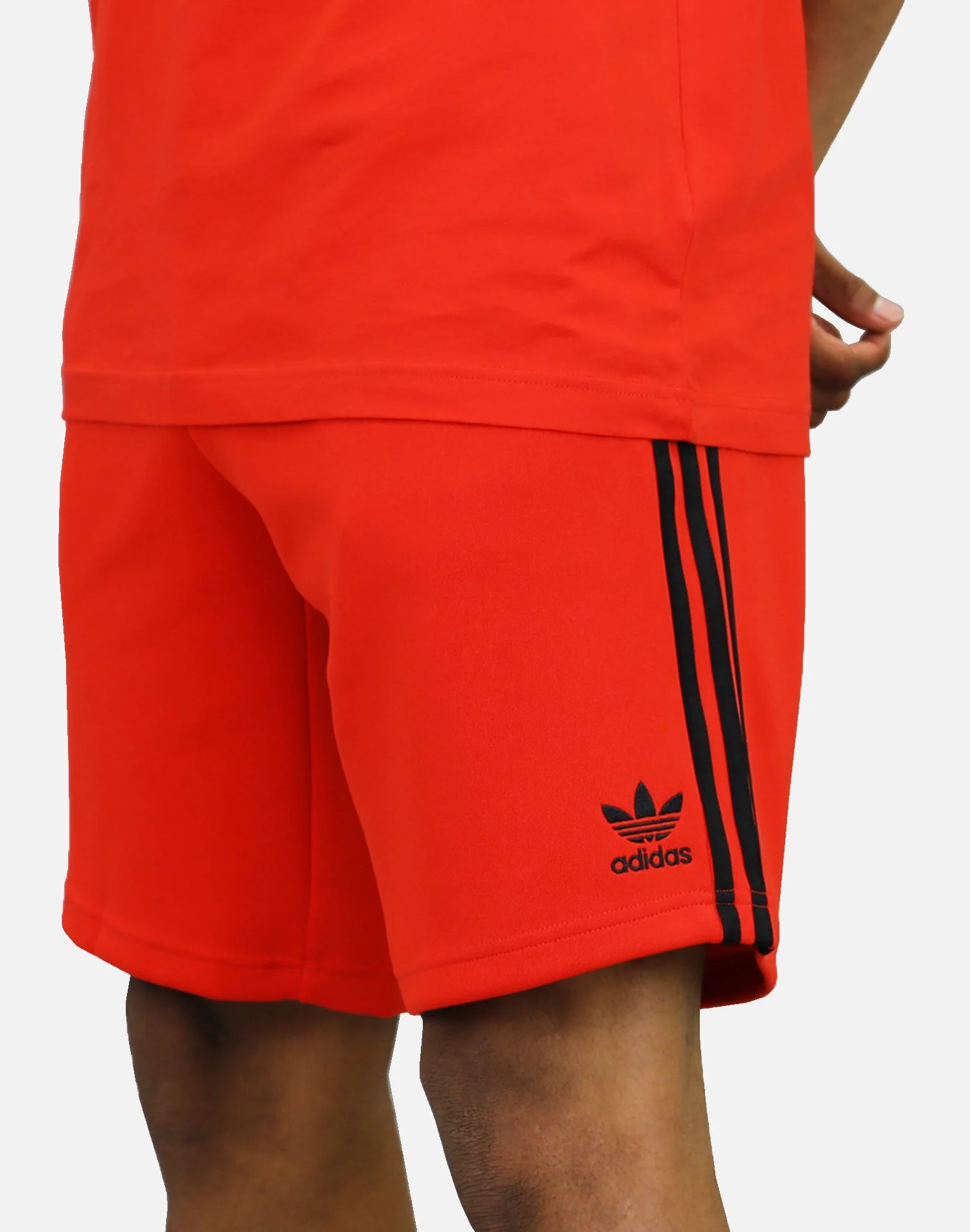 adidas_bk0007_02.JPG
