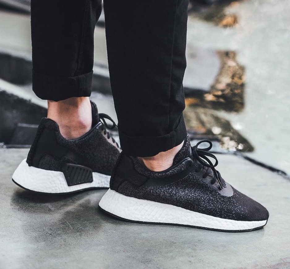 komplet svulst angre Now Available: Wings + Horns x adidas NMD R2 PK "Core Black" — Sneaker  Shouts