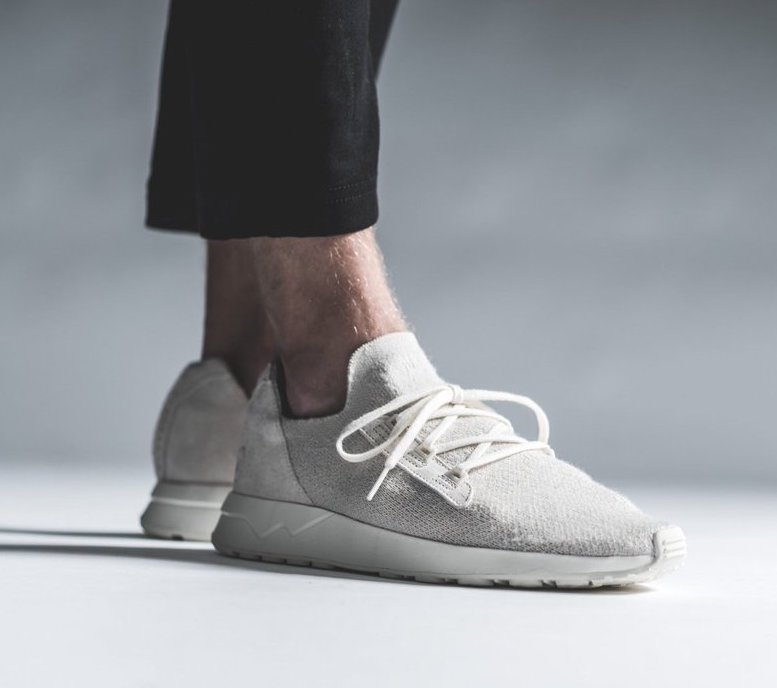 Extranjero alabanza Extremistas On Sale: Wings + Horns x adidas ZX Flux "Off White" — Sneaker Shouts