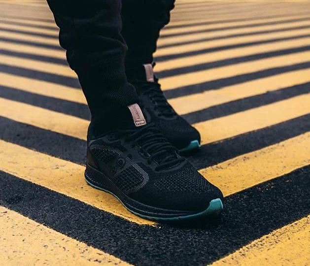 saucony shadow 5000 black gum