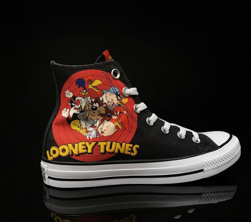 segmento rechazo Precipicio Now Available: Looney Tunes x Converse Chuck Taylor All Star Hi — Sneaker  Shouts