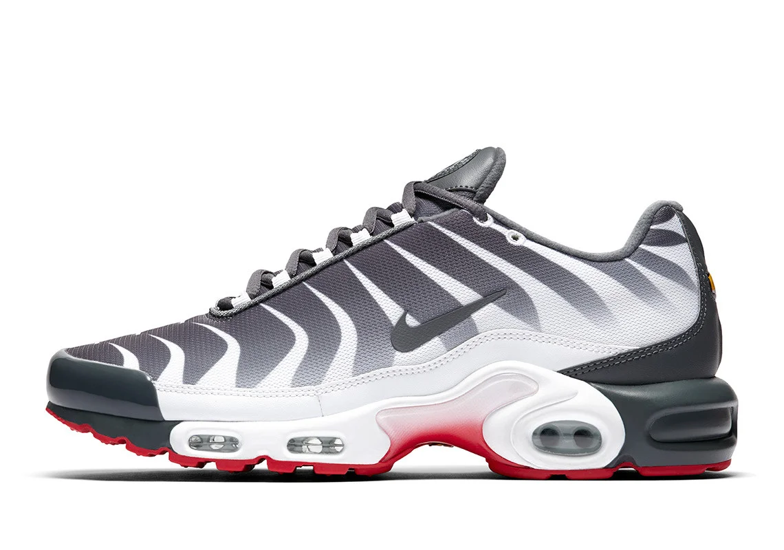 nike air max plus oreo