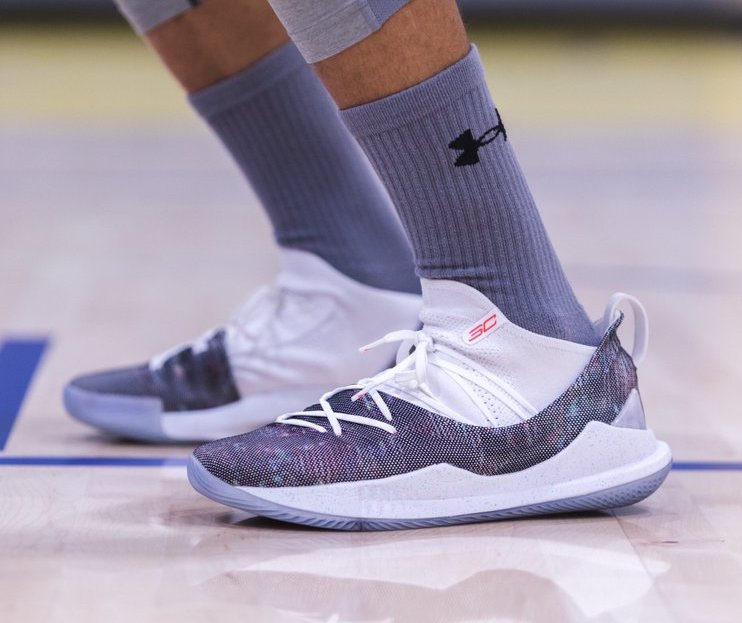 Now Available: Under Armour Curry 5 