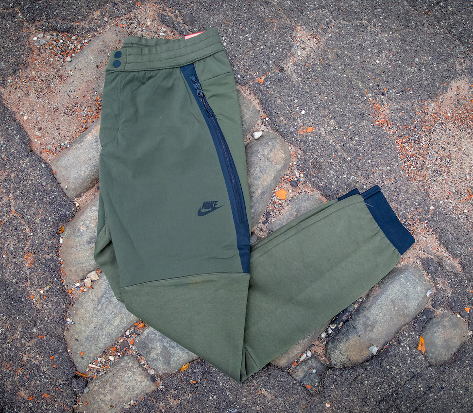 Nike Sports Trousers outlet  Men  1800 products on sale  FASHIOLAcouk
