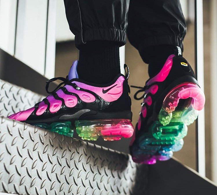 Medieval Saludar Calamidad Now Available: Nike Air VaporMax Plus "Be True" — Sneaker Shouts