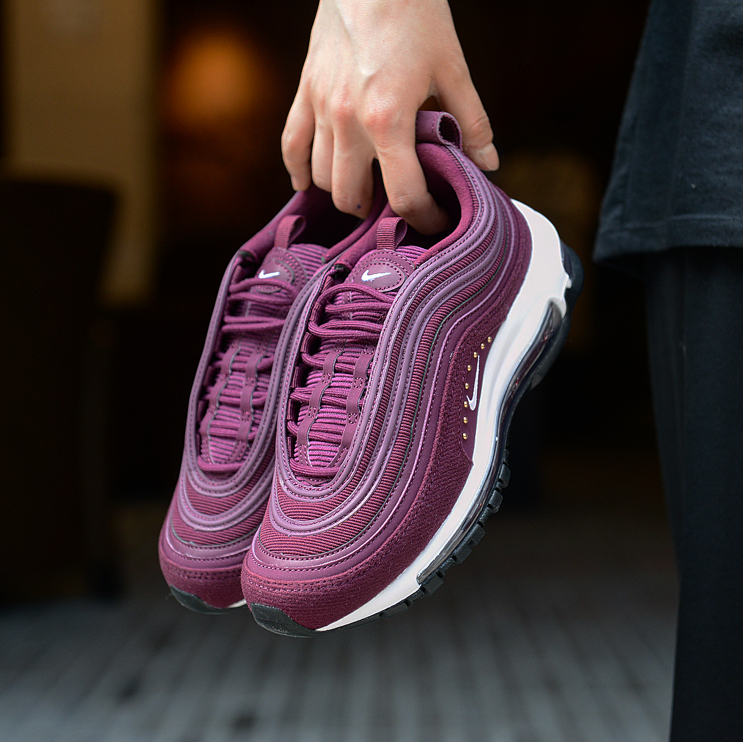 efficiently Zoo at night cough On Sale: Women's Nike Air Max 97 SE "Bordeaux" — Sneaker Shouts