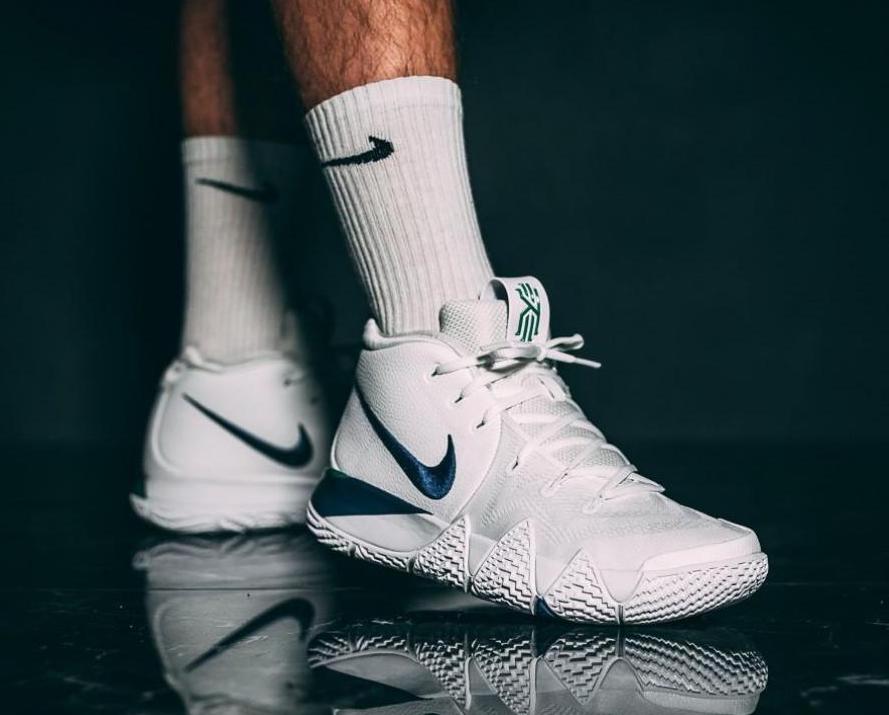 Kyrie flytrap white deep royal blue new arrivals