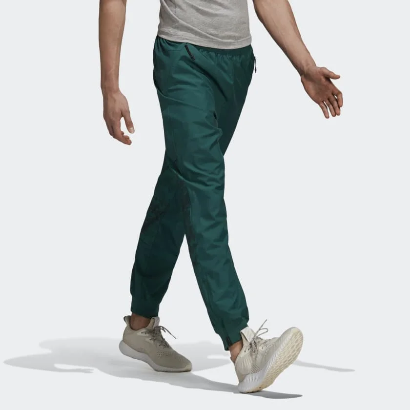 Pants_Green_DQ1427_25_model.jpg