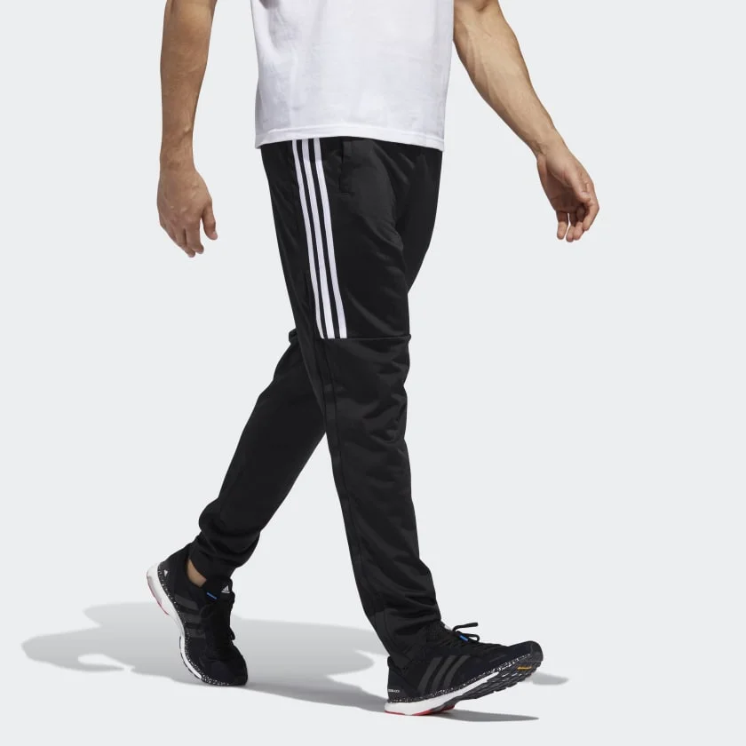 ID_Pants_Black_DH9056_25_model.jpg