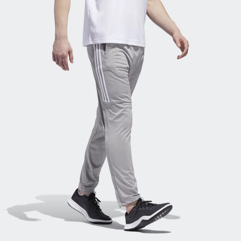ID_Pants_Grey_DH9057_25_model.jpg