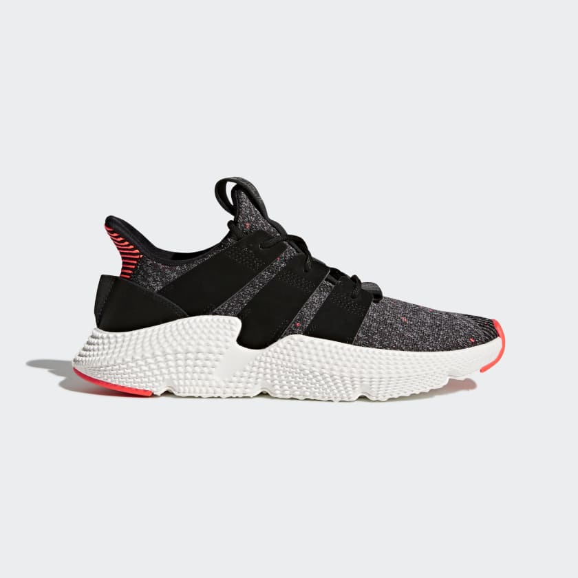 Prophere_Shoes_Black_CQ3022_01_standard.jpg