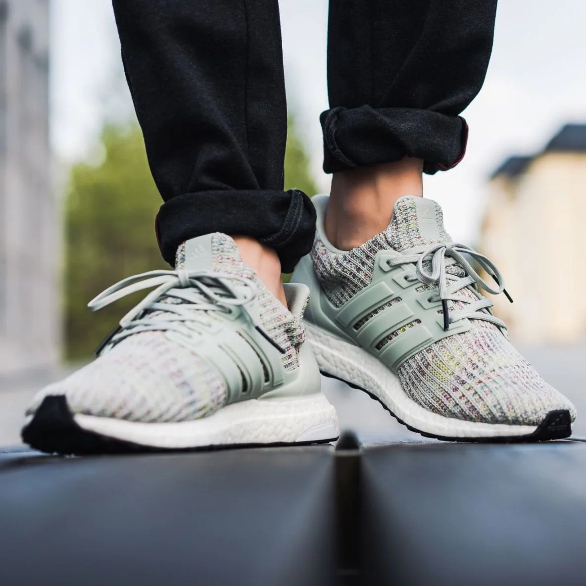 4.0 multicolor ultra boost