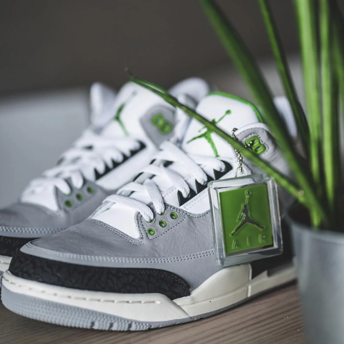nike air jordan 3 retro chlorophyll