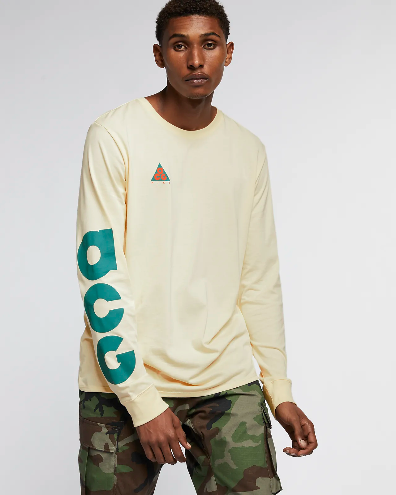 sportswear-acg-long-sleeve-t-shirt-p6tW3z.png