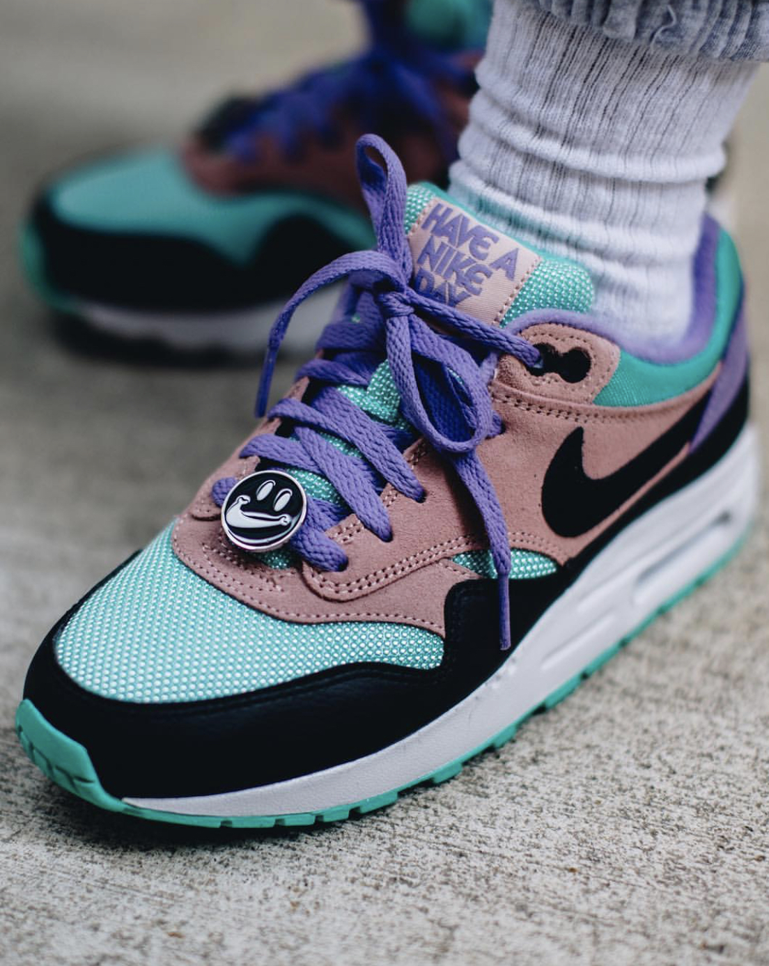 Observatie Giet materiaal Restock: Men's Nike Air Max 1 "Have a Nike Day" — Sneaker Shouts