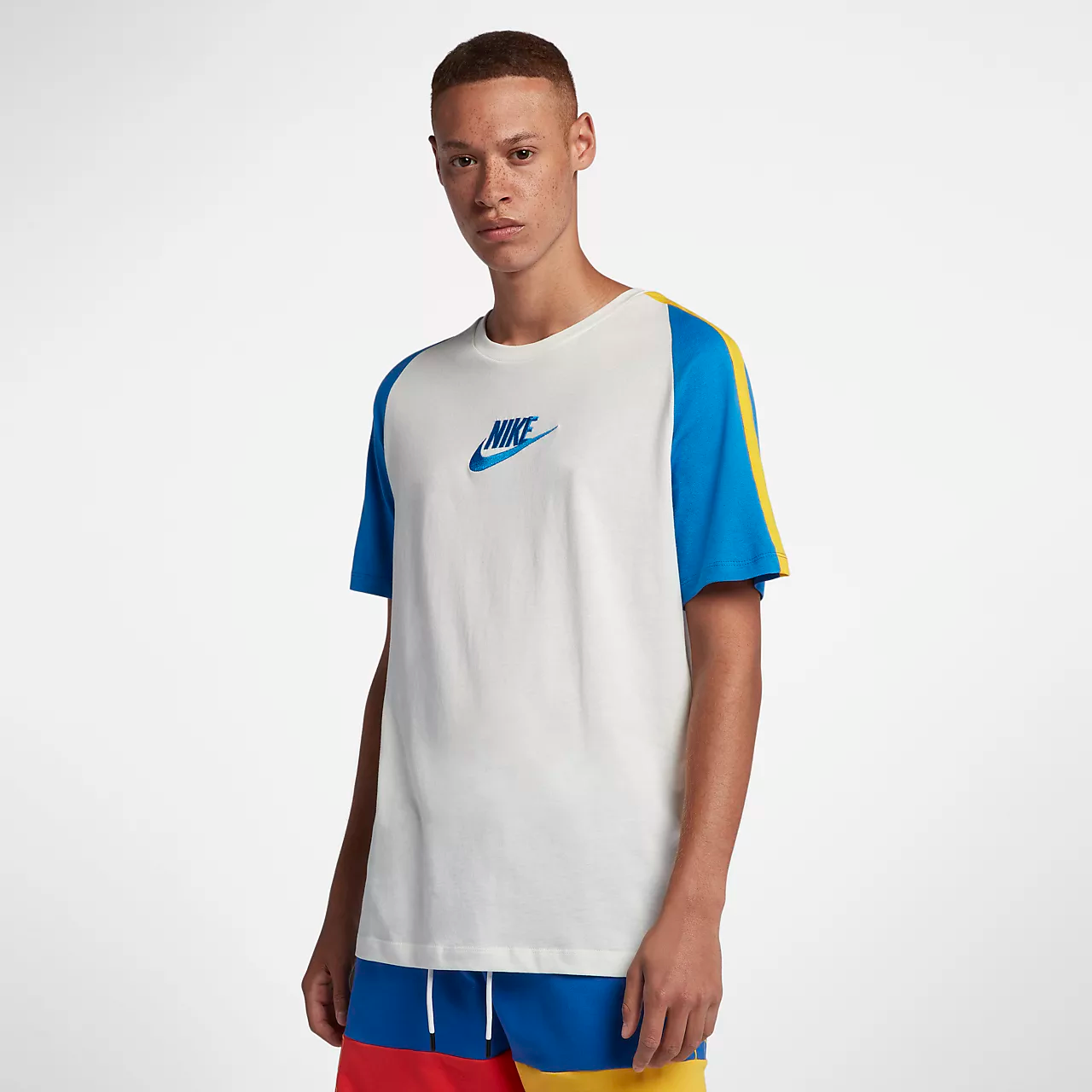 sportswear-archive-mens-t-shirt-mDNWZv.png